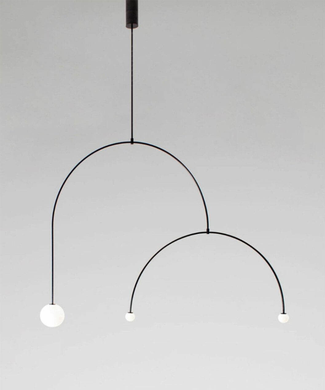 Foto: Artilleriet Mobile Chandelier av Michael Anastassiades