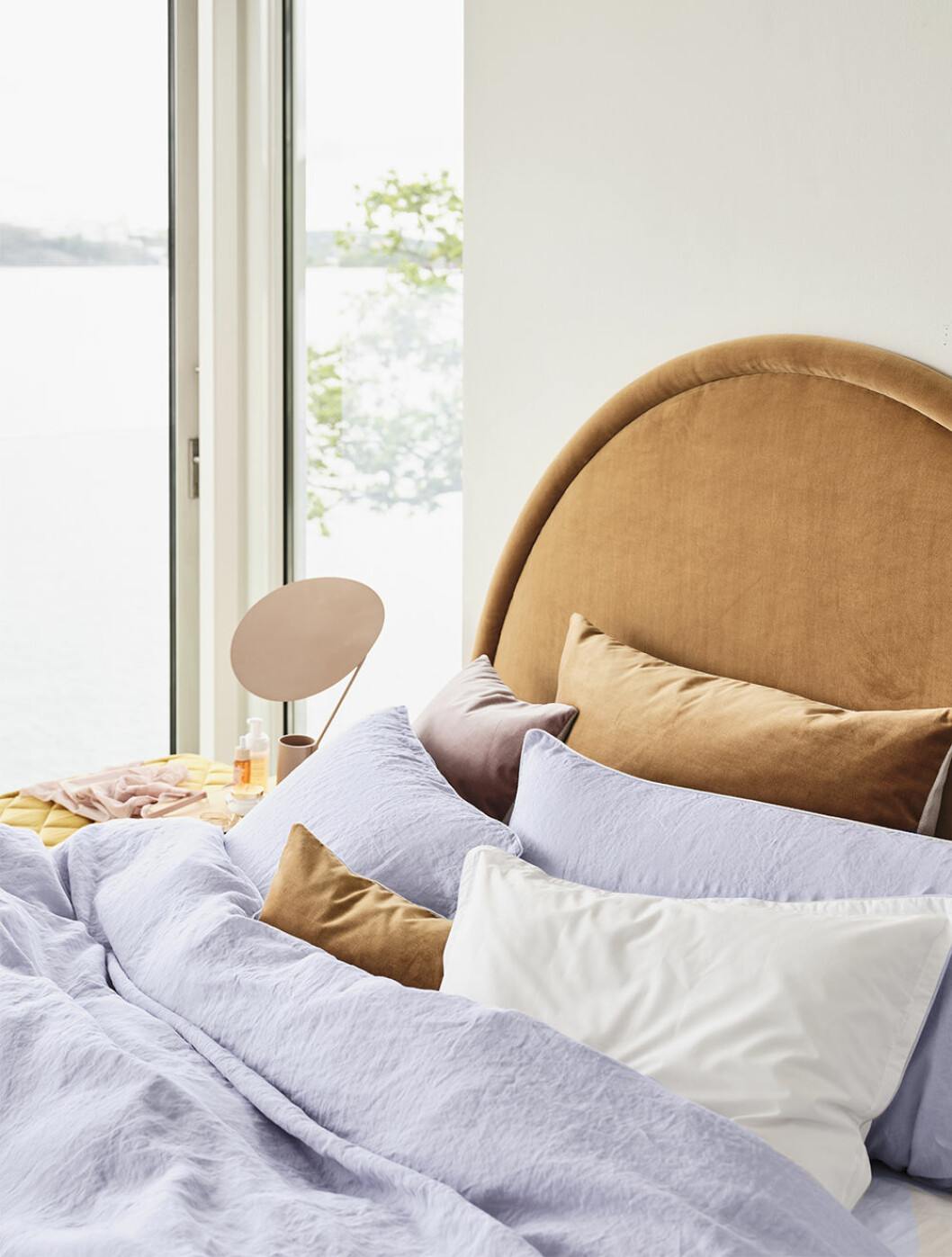 Sänggavel och sängkläder från Mille Notti 2020