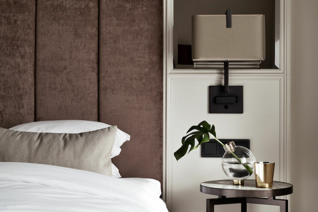 Hotellrum i naturnära toner som ska ge både lugn och inspiration. Bank Hotels hotellrum i naturnära toner och lyxiga materialval.