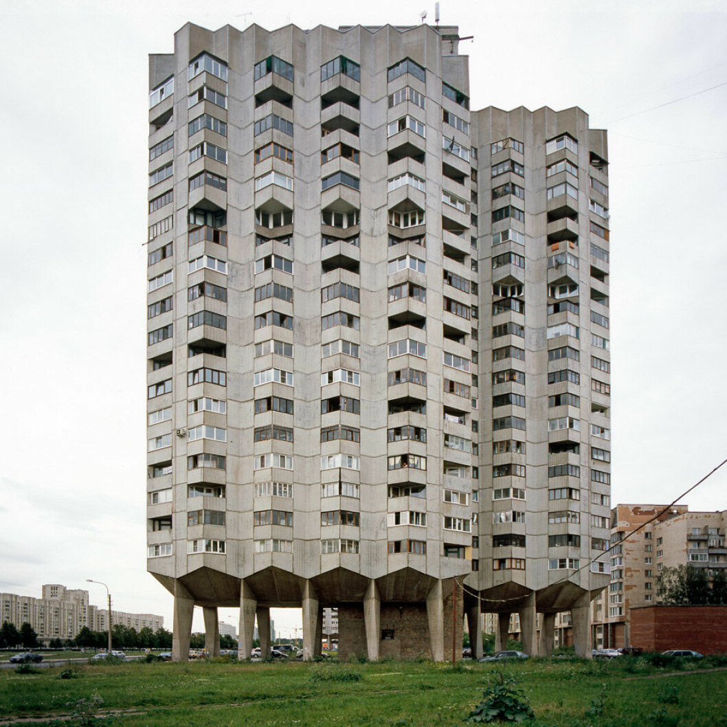 Residental Tower, Sankt Petersburg, Ryssland, 2007. modern-forms-photo-essay-nicolas-grospierre_dezeen_936_3