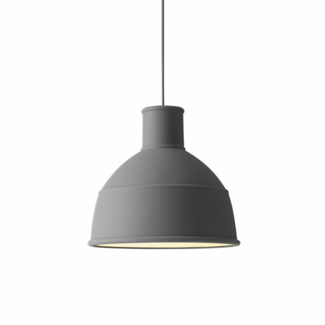 Unfold pendellampa från Muuto i grått