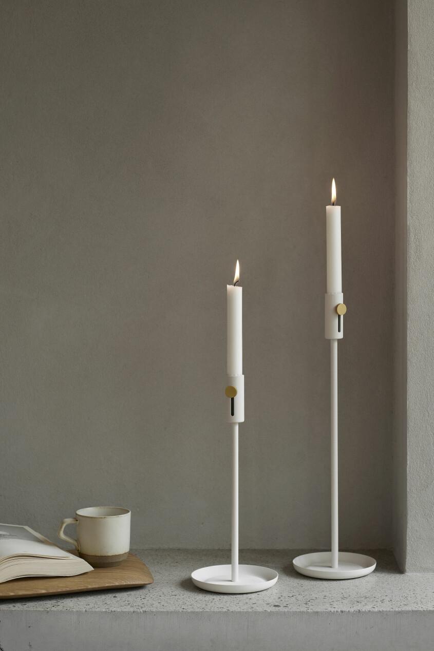 Ute efter ett quick fix som sätter myskänslan på nolltid? Satsa på levande ljus. Foto: Northern. Stylingtrend enligt Hemnet, mysig inredning