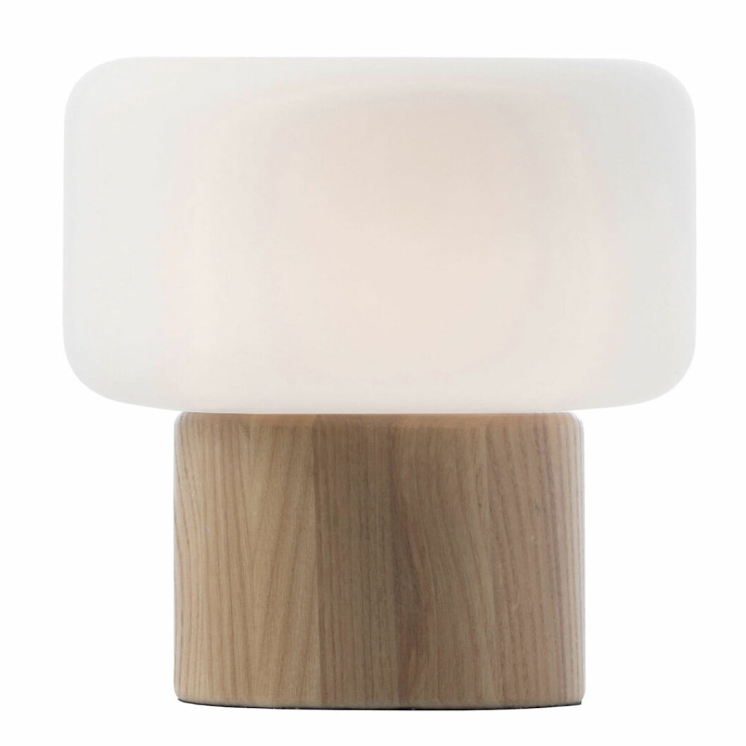 Oscar bordslampa från Watt & Veke