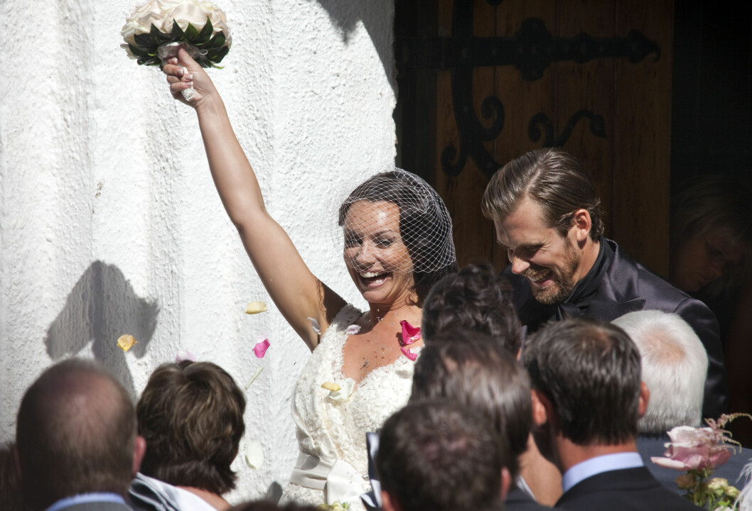 Paret Andersson Zetterberg gifte sig år 2010 i Brunnby kyrka nära Mölle i Skåne. Paret Andersson Zetterberg gifte sig år 2010 i Brunnby kyrka nära Mölle i Skåne.