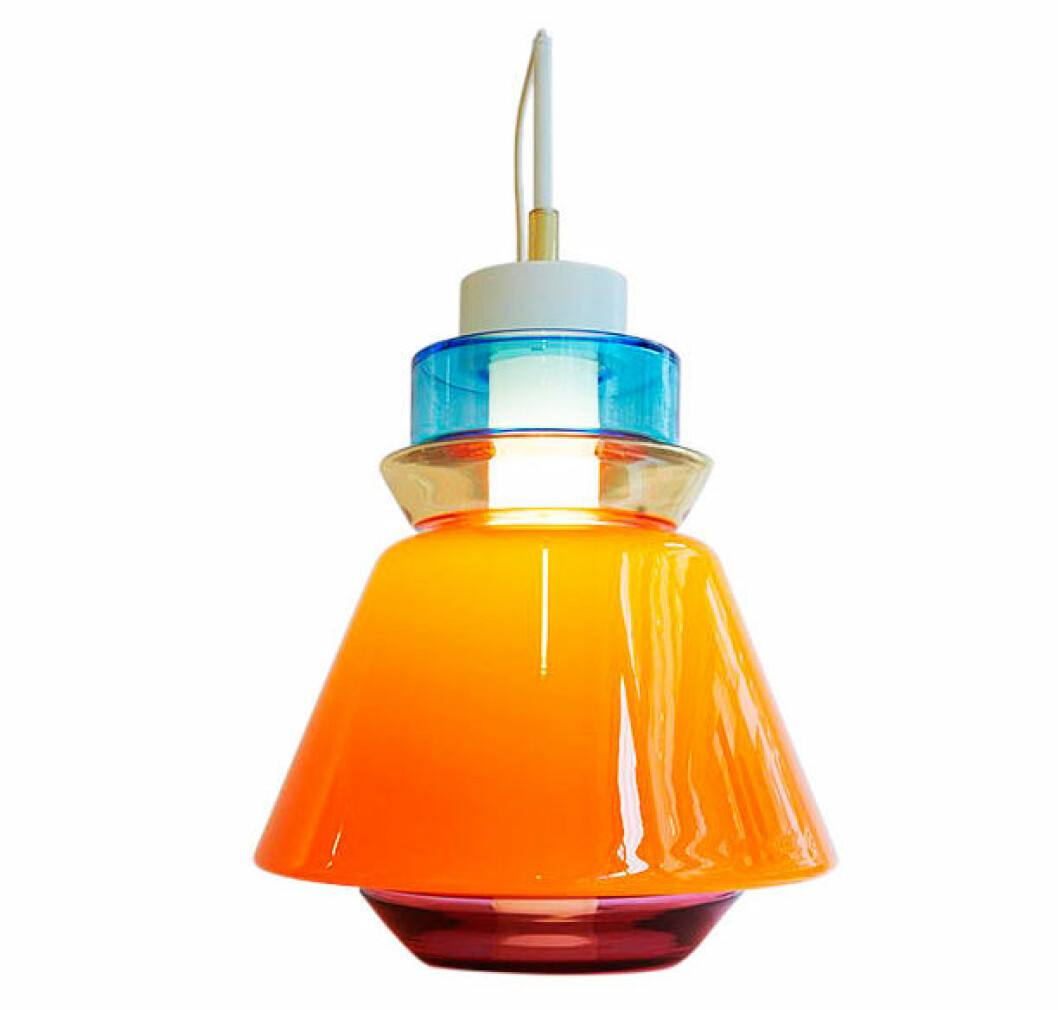 Lampa av Paola Petrobelli, visas på Gallery Libby Sellers. Lampa av Paola Petrobelli, visas på Gallery Libby Sellers.