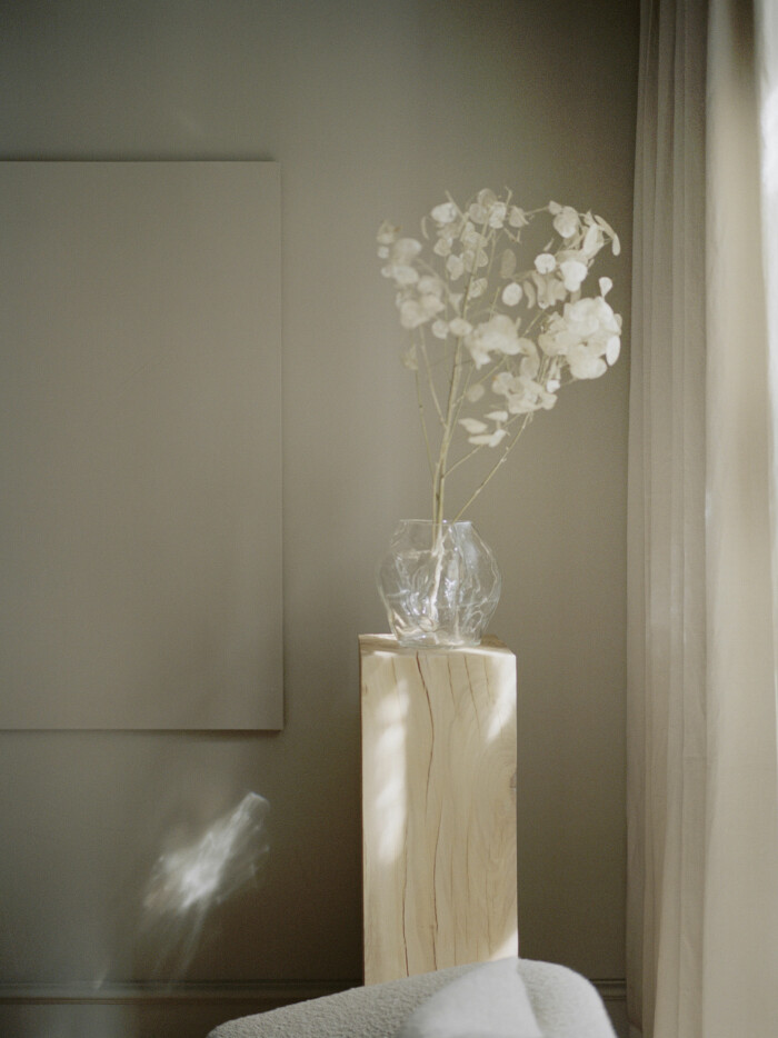Foto: New works piedestal i trä