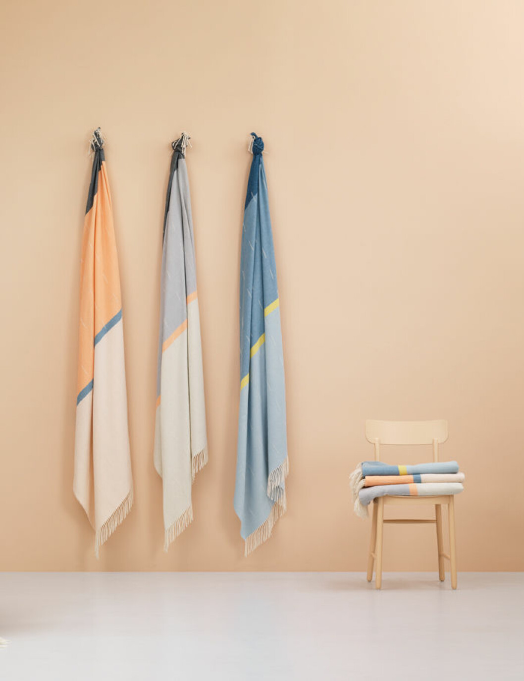 Plad-Koster-av-Note-design-studio-Fogia