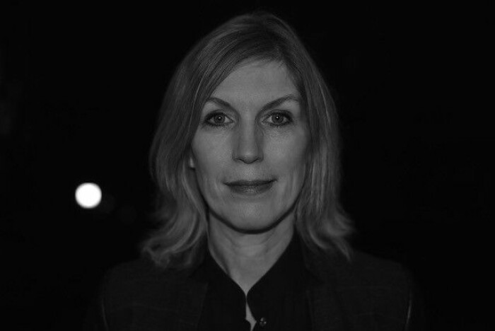 Porträt der Bühnenbildnerin Ulrika von Vegesack. Porträt der Bühnenbildnerin Ulrika von Vegesack.