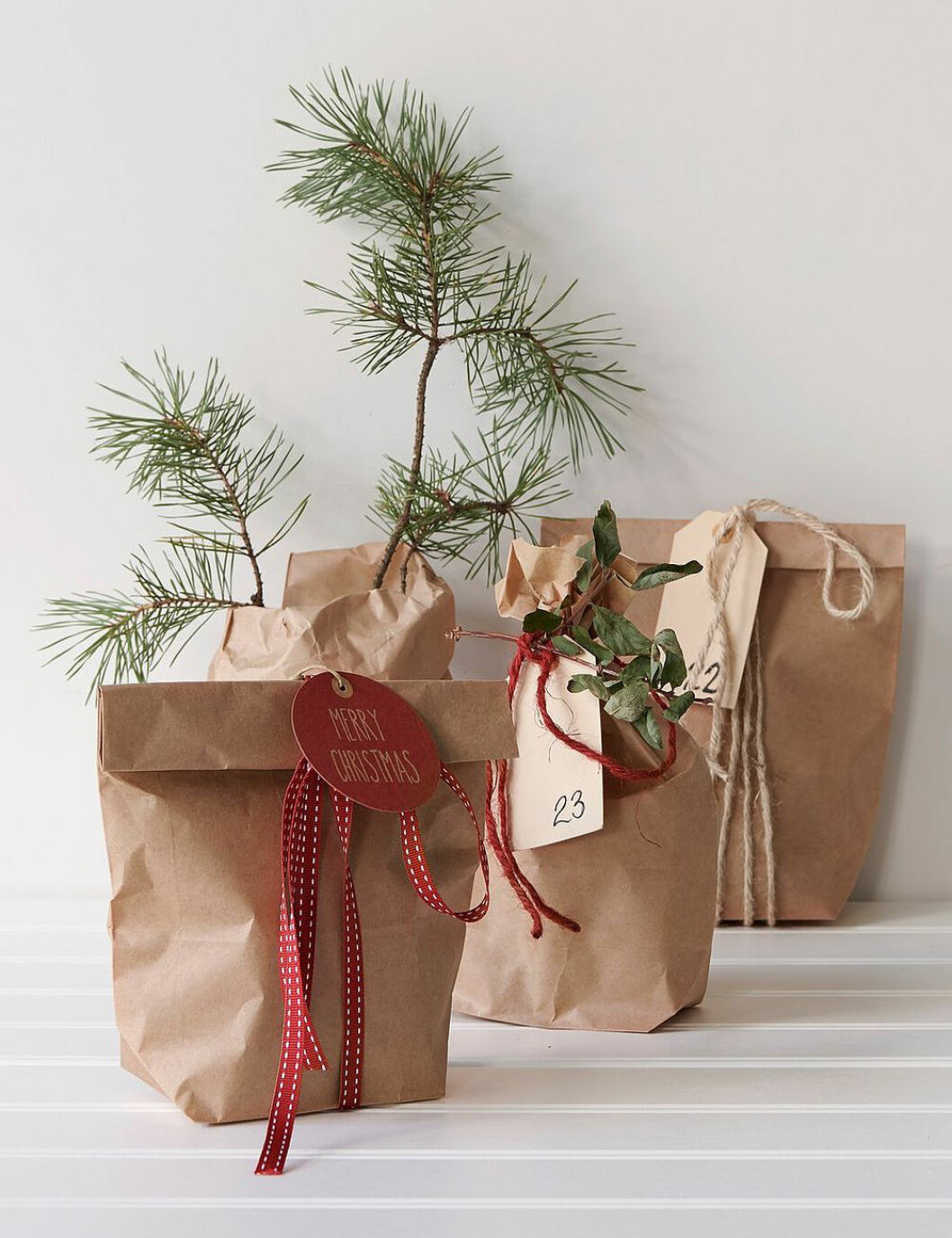 Presentpåsar i papper från Ellos Home