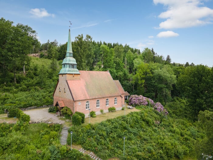 Renoverad kyrka