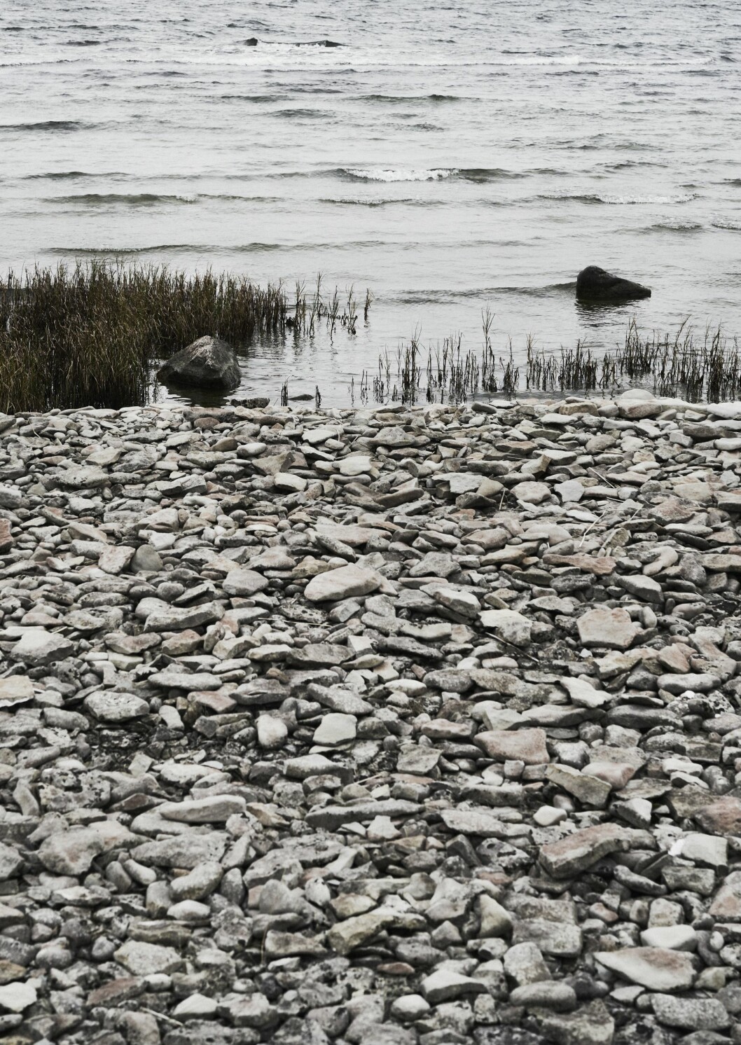 Stenstranden i Djupvik. Stenstranden i Djupvik.