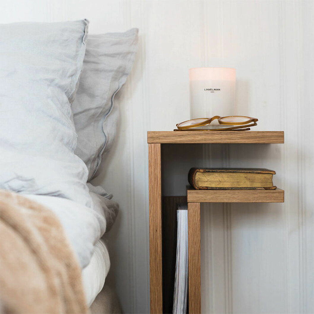 F-shelf sängbord från Maze