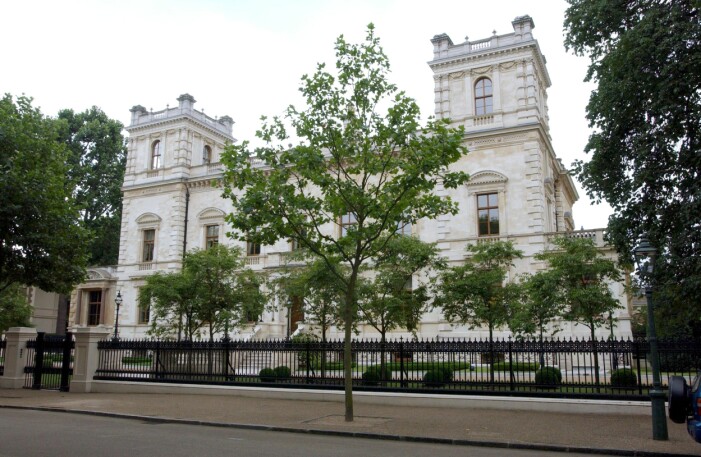 Kensington Gardens 18-19