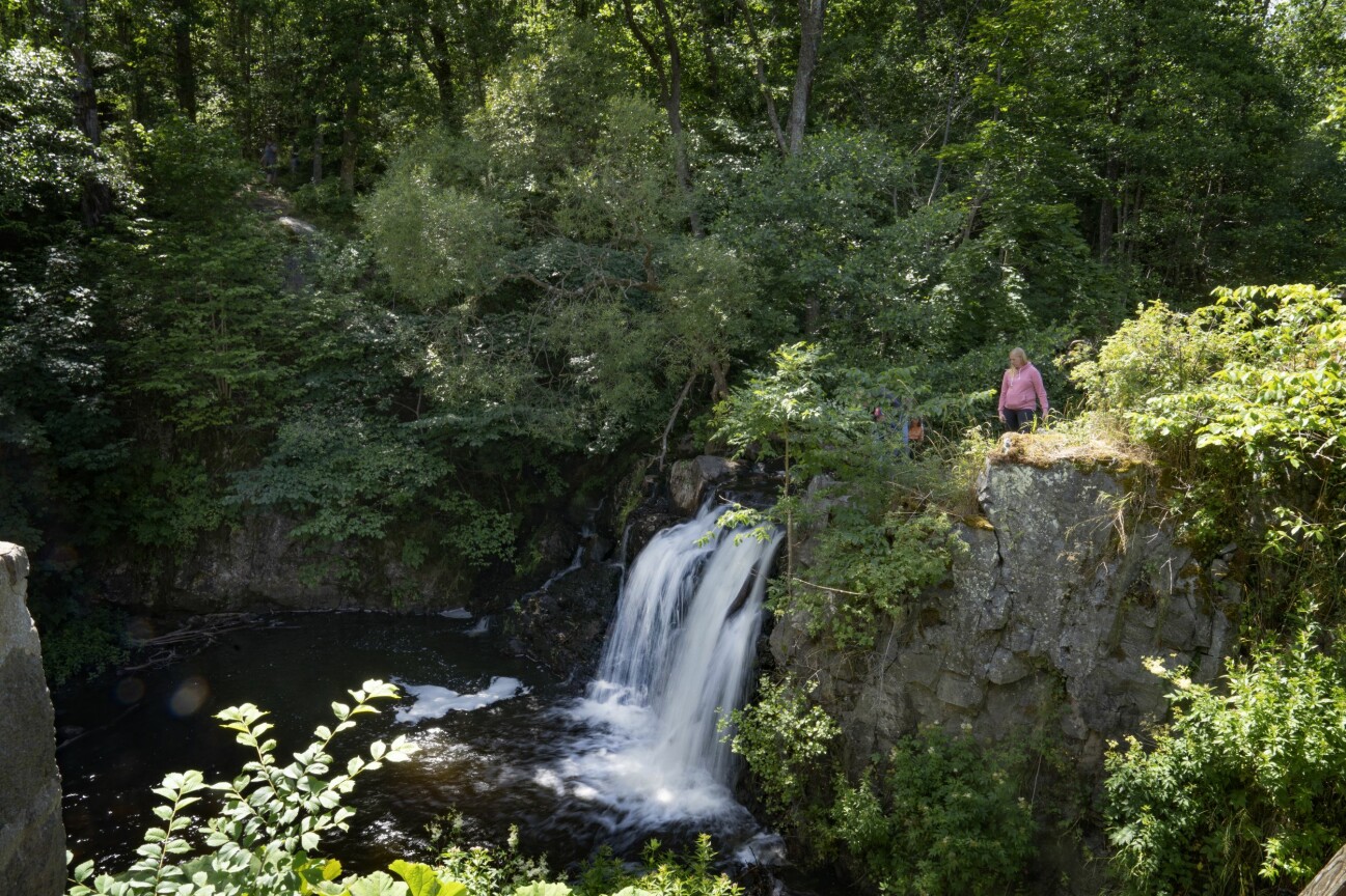 Hallamölla vattenfall. Hallamölla vattenfall