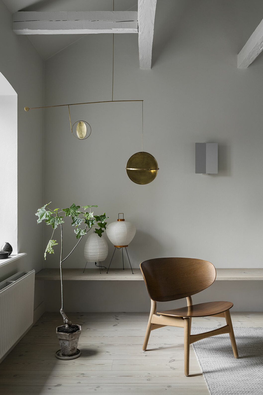 Ett föredetta häststall i Köpenhamn har blivit till ett hem tack vare den danska designern Cassandra Bradfield. Foto: Erik Lefvander. FRAMA erik