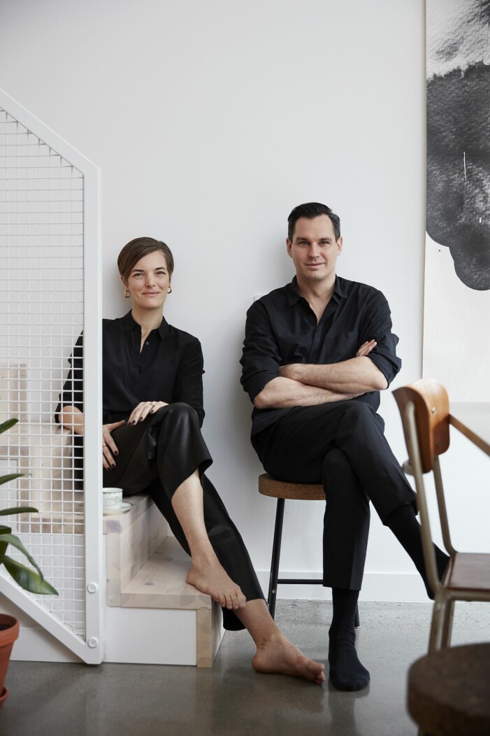Sara och Mathias Brandt Zaric bor med sina två barn i stadsradhuset i Aspudden. Sandra och Matthias