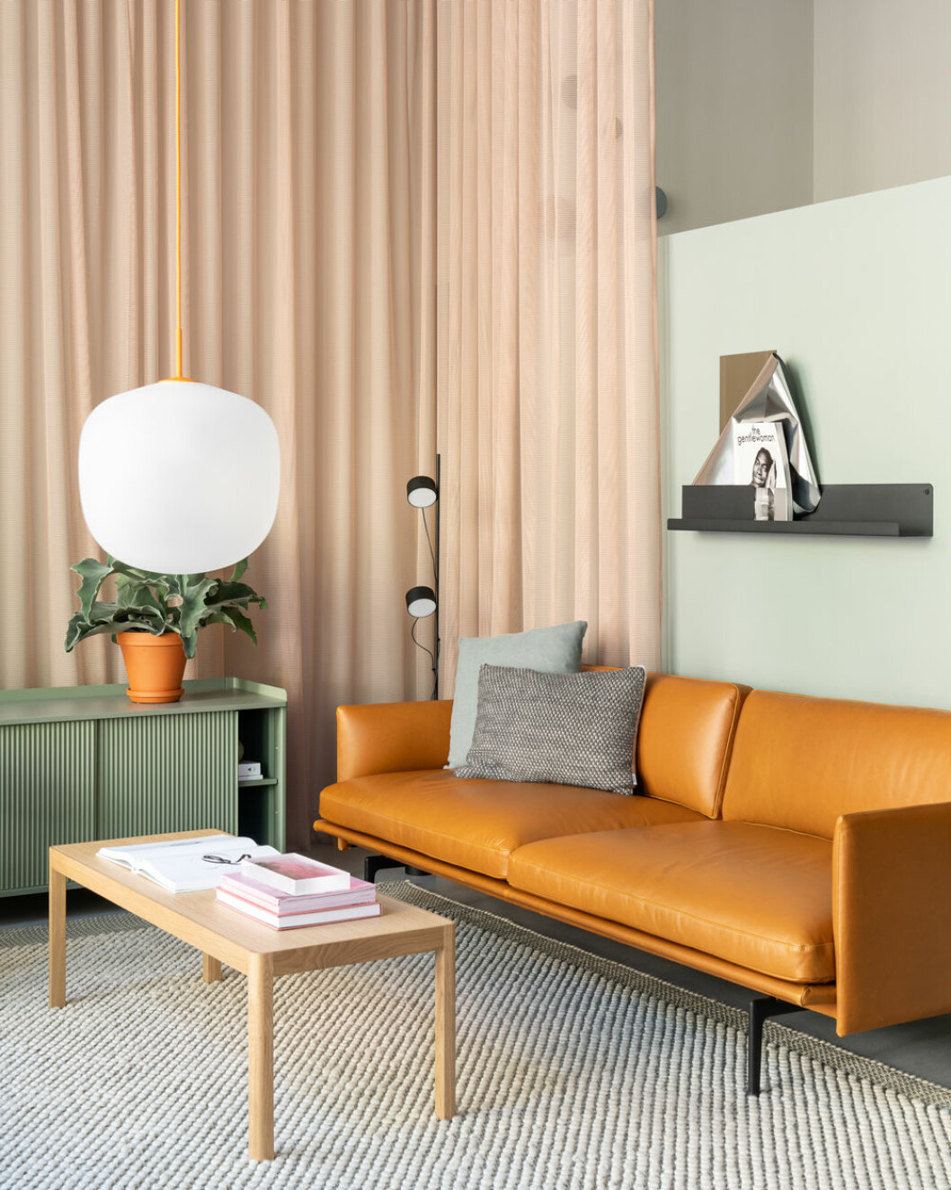 Muuto öppnar ny butik i Stockholm skinnsoffa
