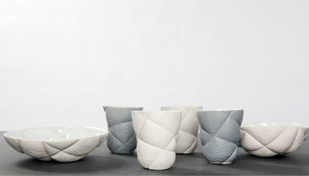 Den nya bordsservisen Succession ceramics av Färg & Blanche för Petite friture består av åtta delar och tillverkas i Frankrike av anrika Revol. Den nya bordsservisen Succession ceramics av Färg & Blanche för Petite friture består av åtta delar och tillverkas i Frankrike av anrika Revol.