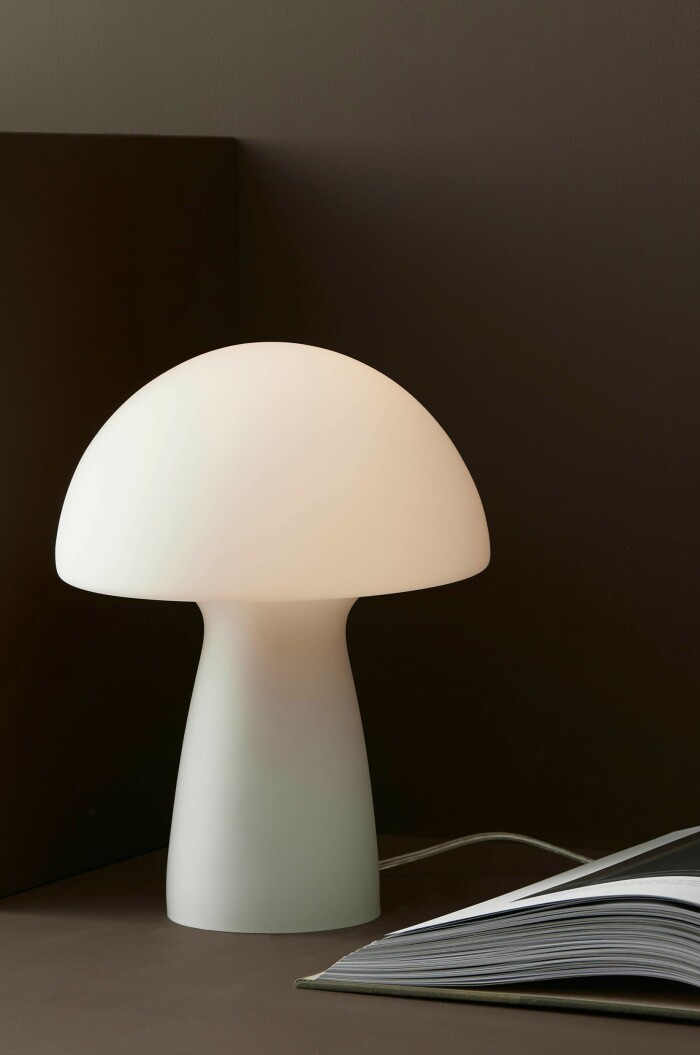 Svampformad lampa från Ellos Home. Foto: Ellos Home