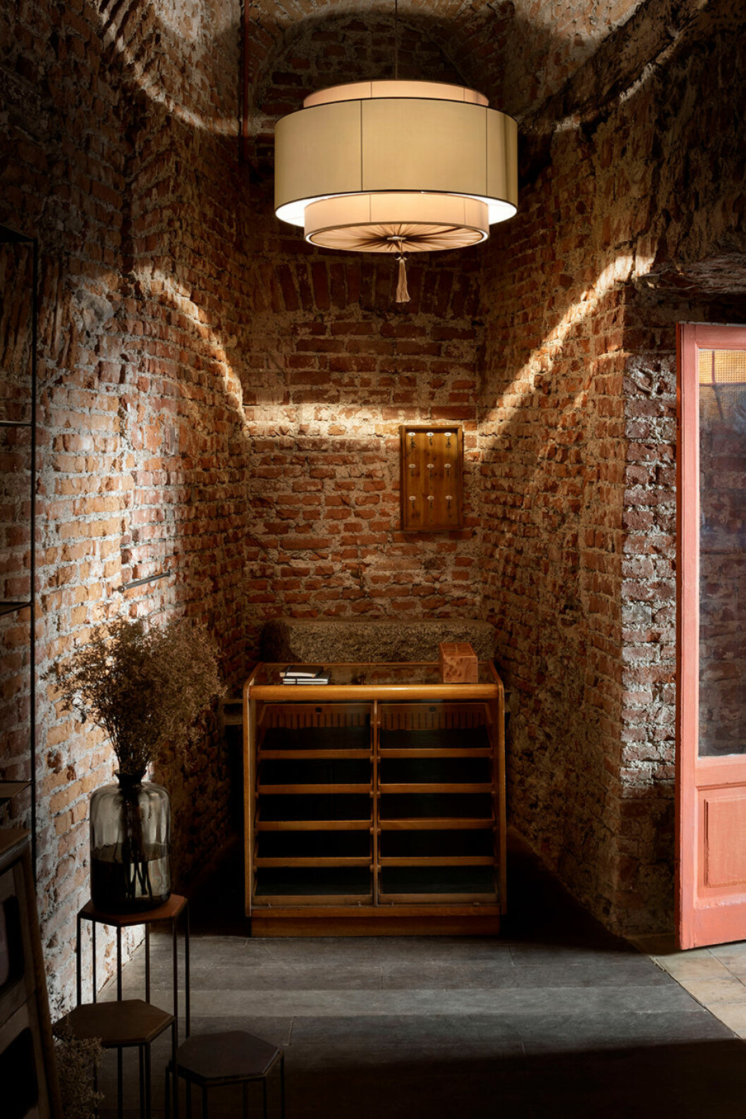 sister hotel mur
