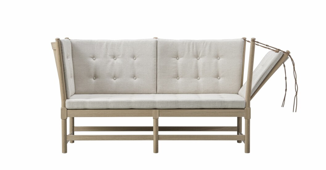 The spoke back sofa ritad av Børge Mogensen.