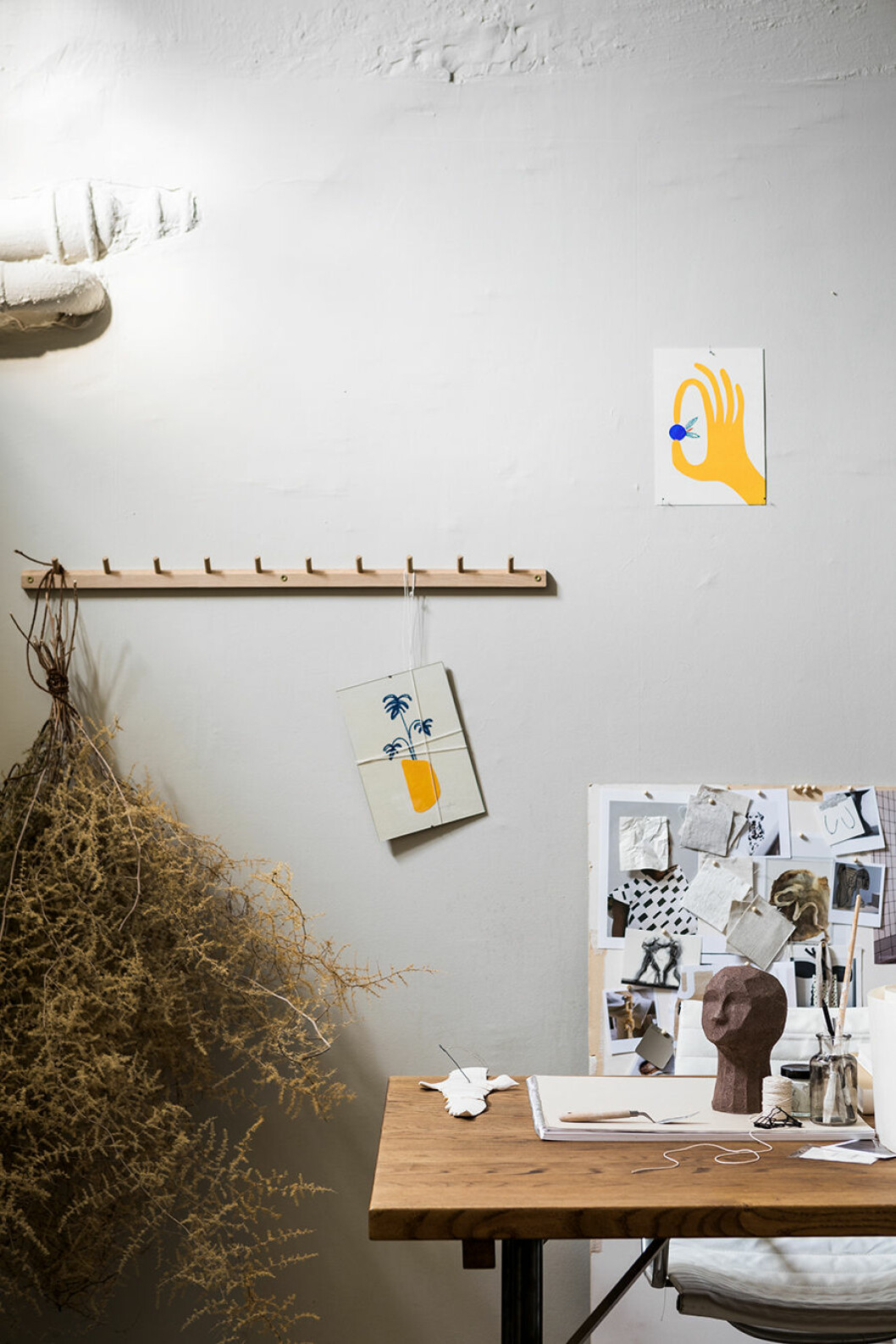 B.D. Graft, Amsterdam. Handgjorda kollage & illustrationer, original.<br>2750 kr. THEODETO_MIKAEL LUNDBLAD_2018090518856_hires