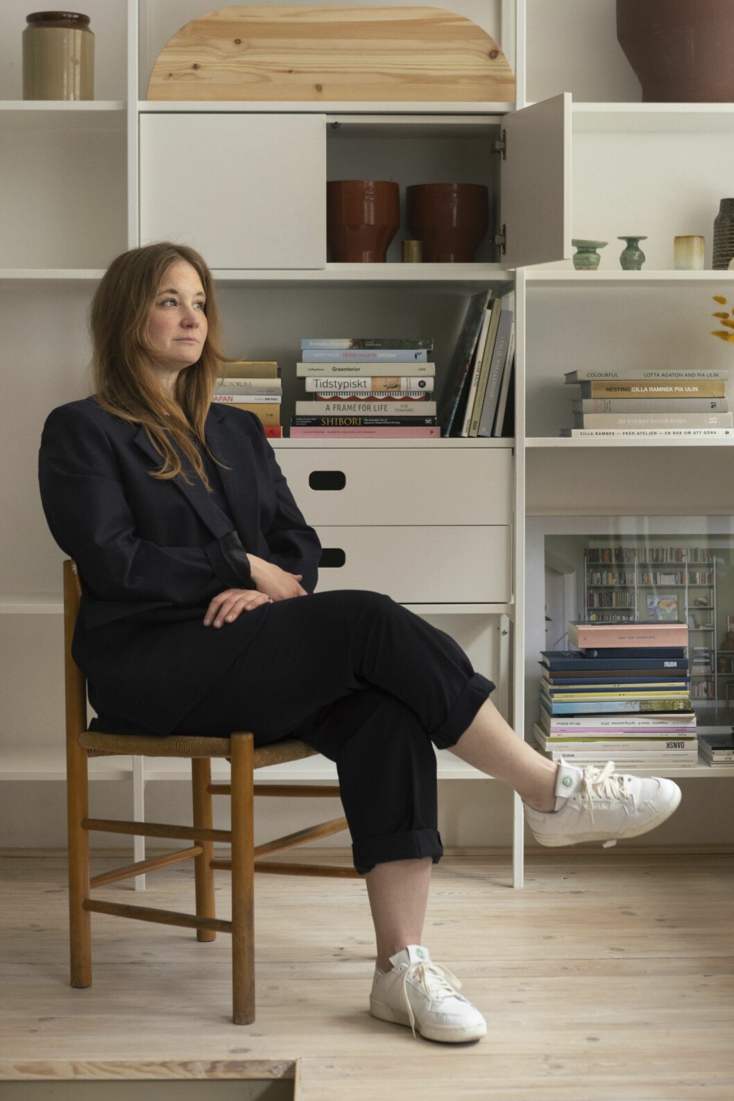 Josefine Halfwordson är designer och grundare till företaget bakom hyllsystemet Portal. Josefine Halfwordson är designern bakom hyllsystemet Portal.
