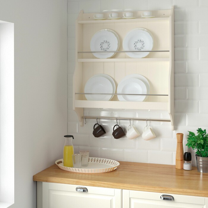 Klassisk tappning på tallrikshyllan hos Ikea. Foto: Ikea