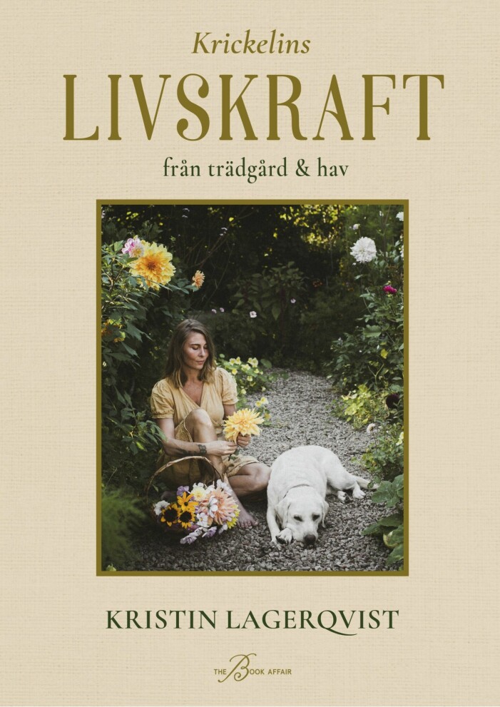 Kristin delar med sig av flera av hennes glädjeämnen i denna personliga bok. Livskraft från trädgård och hav av Krickelin.