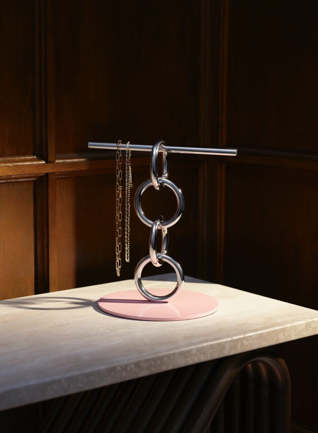 Ett smycke för dina smycken, den här smyckeshängaren i rosa och silver är en av våra favoriter. smyckeshängare uncommon matters x H&M Home