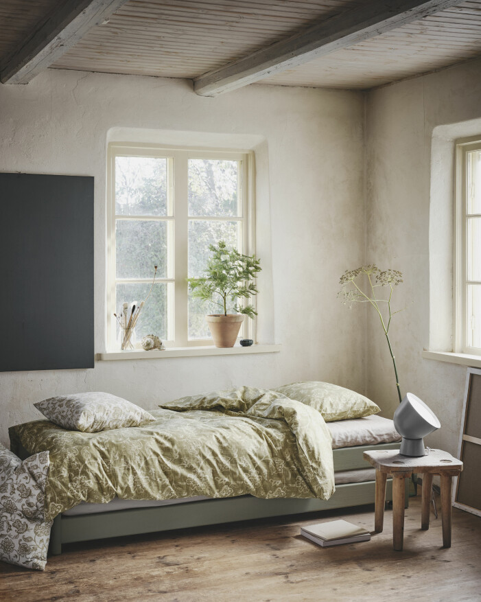 Ens unika och personliga inredningsstil framhävs som bäst bland unika fynd och objekt med historia. Foto: Ikea. Så inreder du för en ny säsong, kolla i källaren och på vinden efter fynd