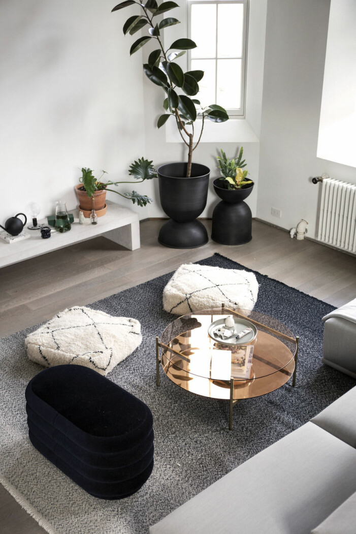 Glöm inte bort behov och funktion innan du investerar i ny heminredning. Foto: Ferm Living. Så inreder du för en ny säsong, långsiktiga tips