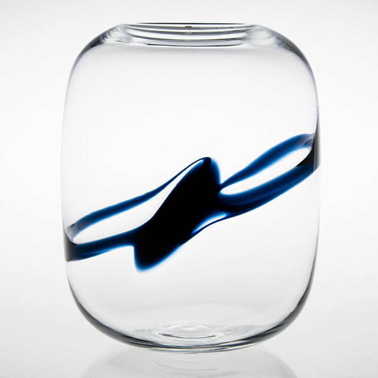 Vasen Blues, formgiven av finska Timo Sarpaneva