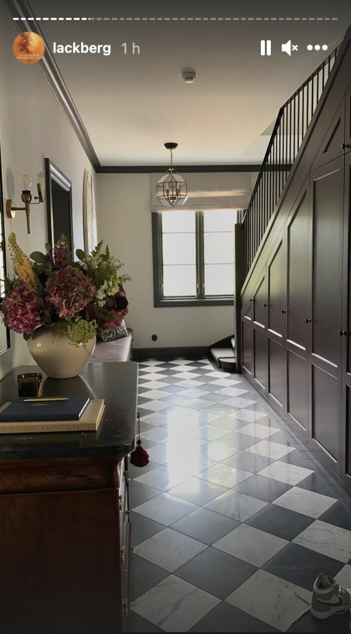 Hall Hall Villa Lumos