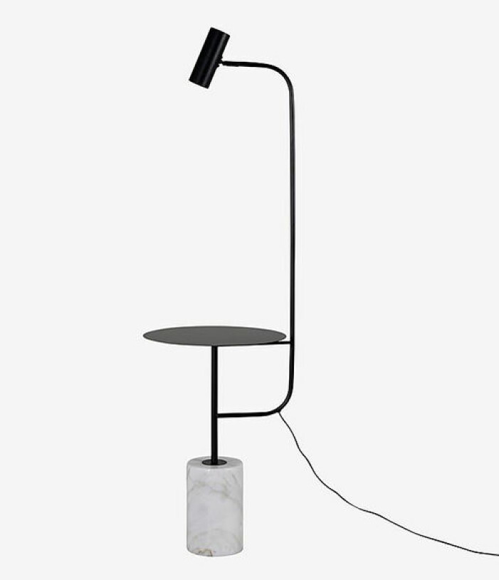 vit modern golvlampa