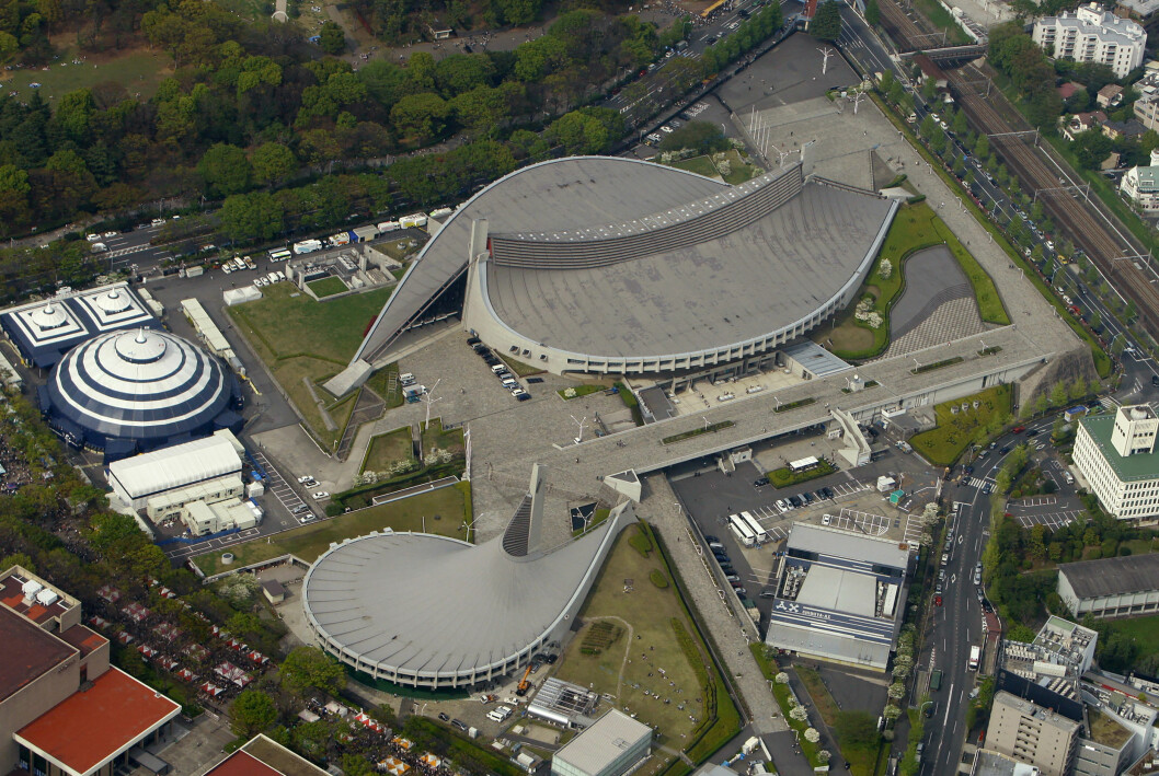 Drönarbild av Yoyogi National Gymnasium. Yoyogi National Gymnasium, OS Tokyo 1964